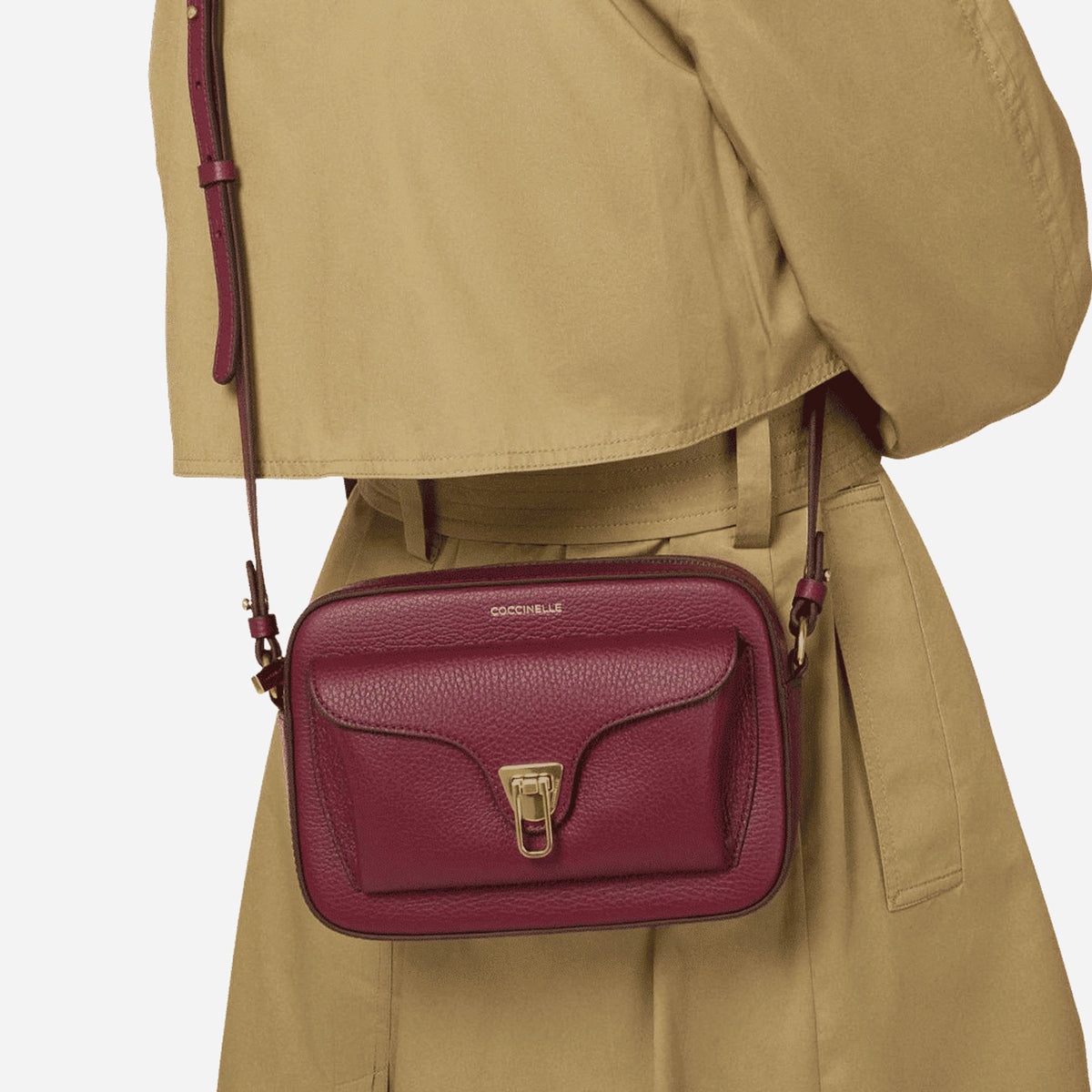 coccinelle Beat Small Cognac