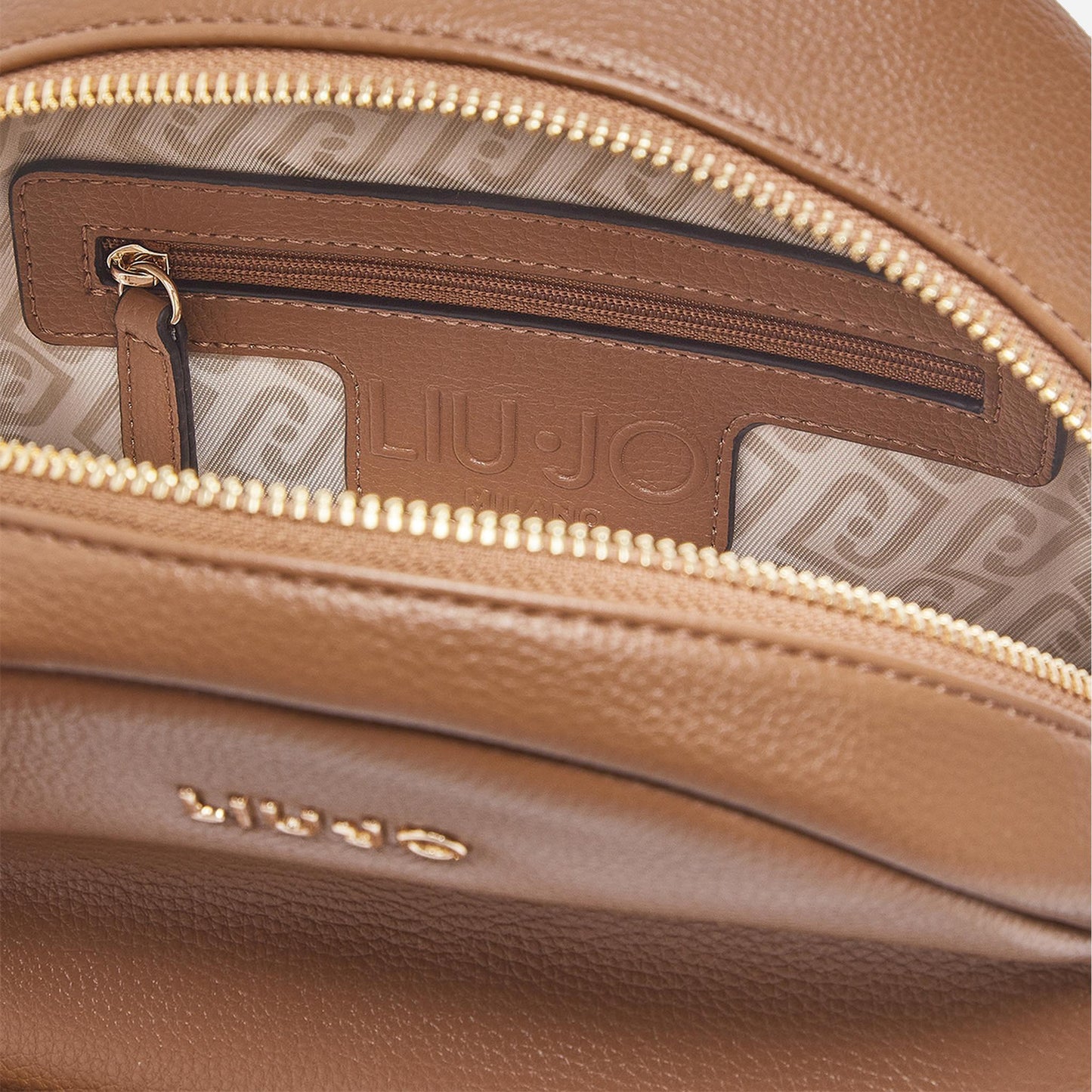 LIU JO Zaino medio con charm Cammello