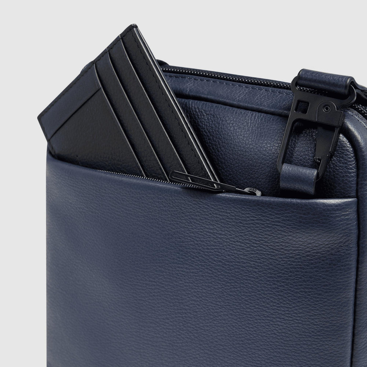 PIQUADRO Borsello organizzato con scomparto porta iPad®mini Blu