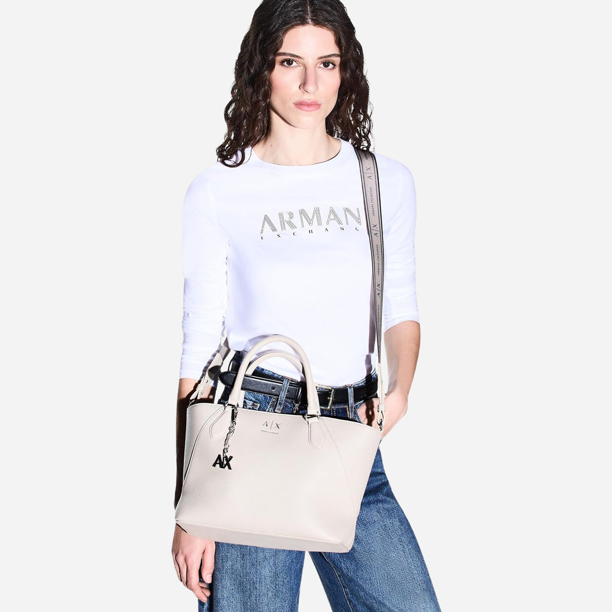 ARMANI EXCHANGE Isabel Borsa media a mano SOHO 