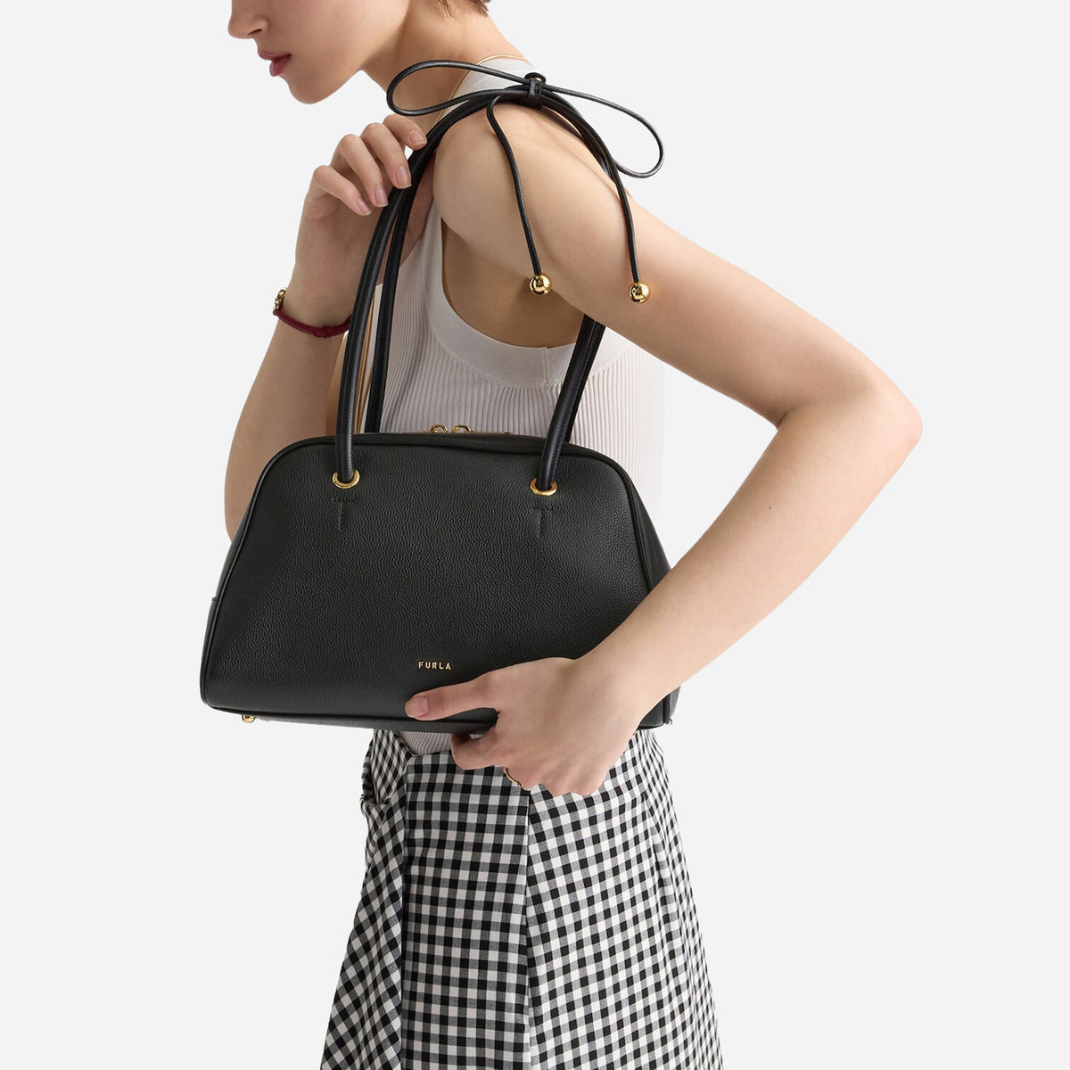 FURLA Furla Poppy Borsa a mano M Nero 