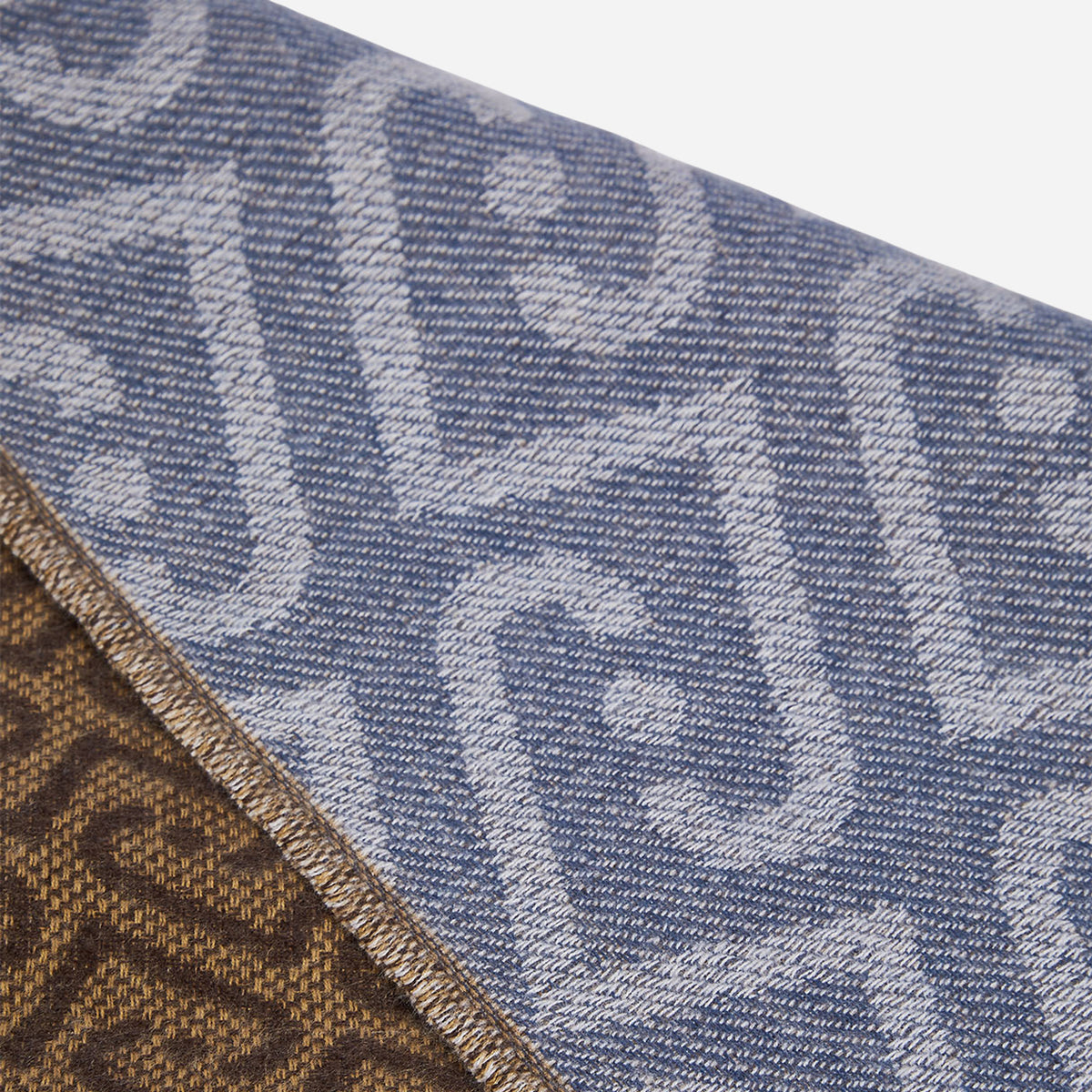 LIU JO STOLA MONOGRAM CON FRANGE DENIM 