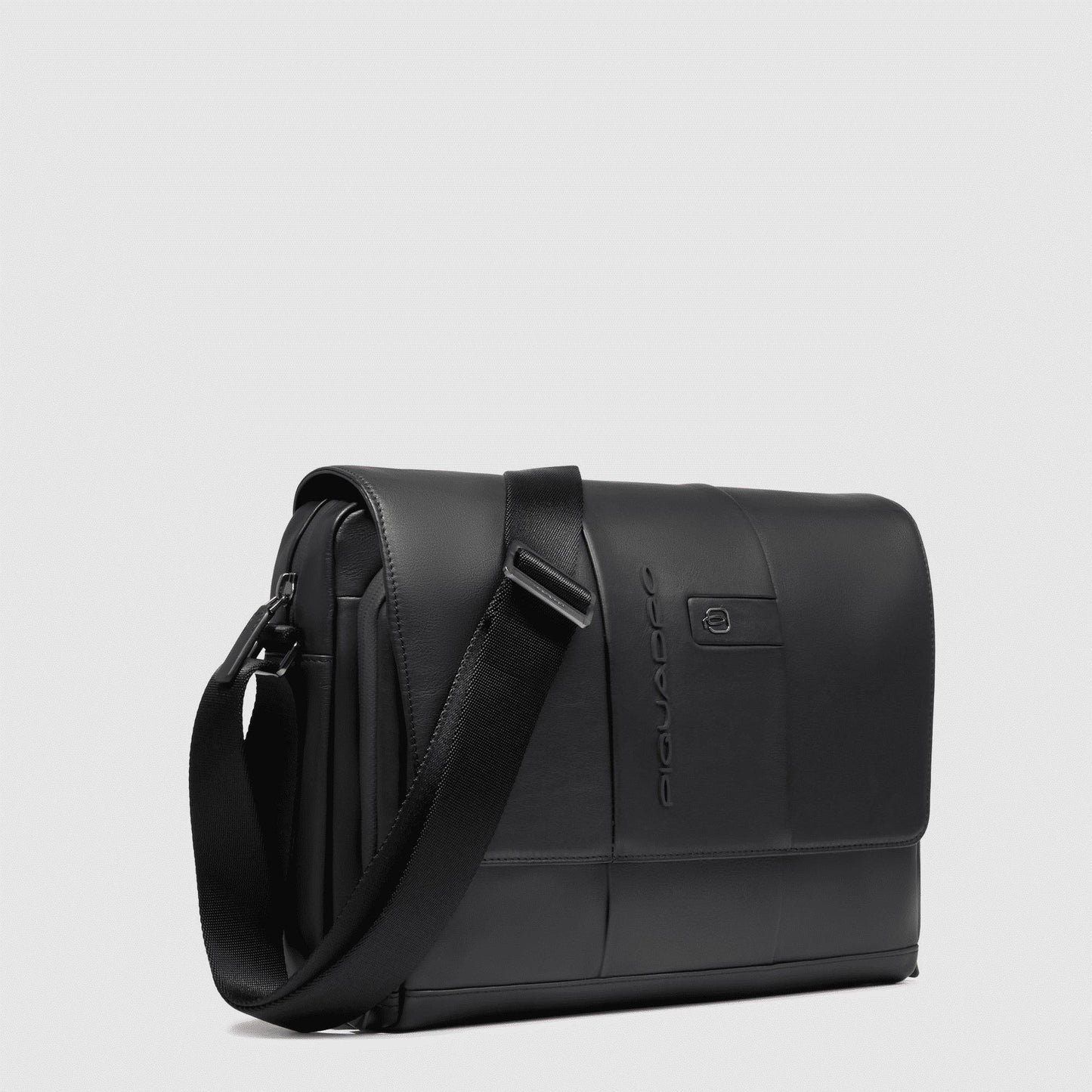 PIQUADRO Borsa messenger uomo in pelle porta pc Nero 