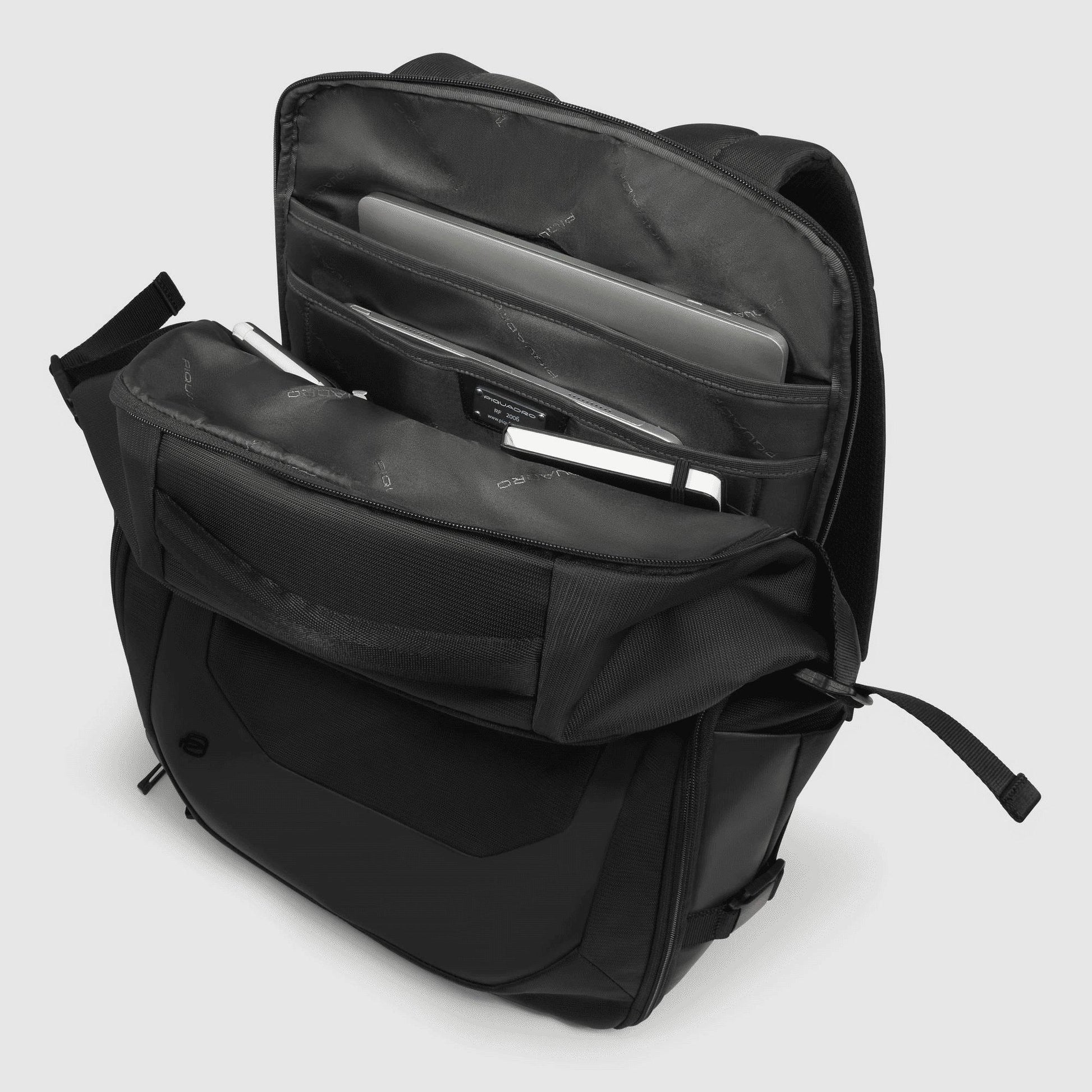 PIQUADRO Zaino da viaggio per PC e iPad®Pro 12,9" Nero 