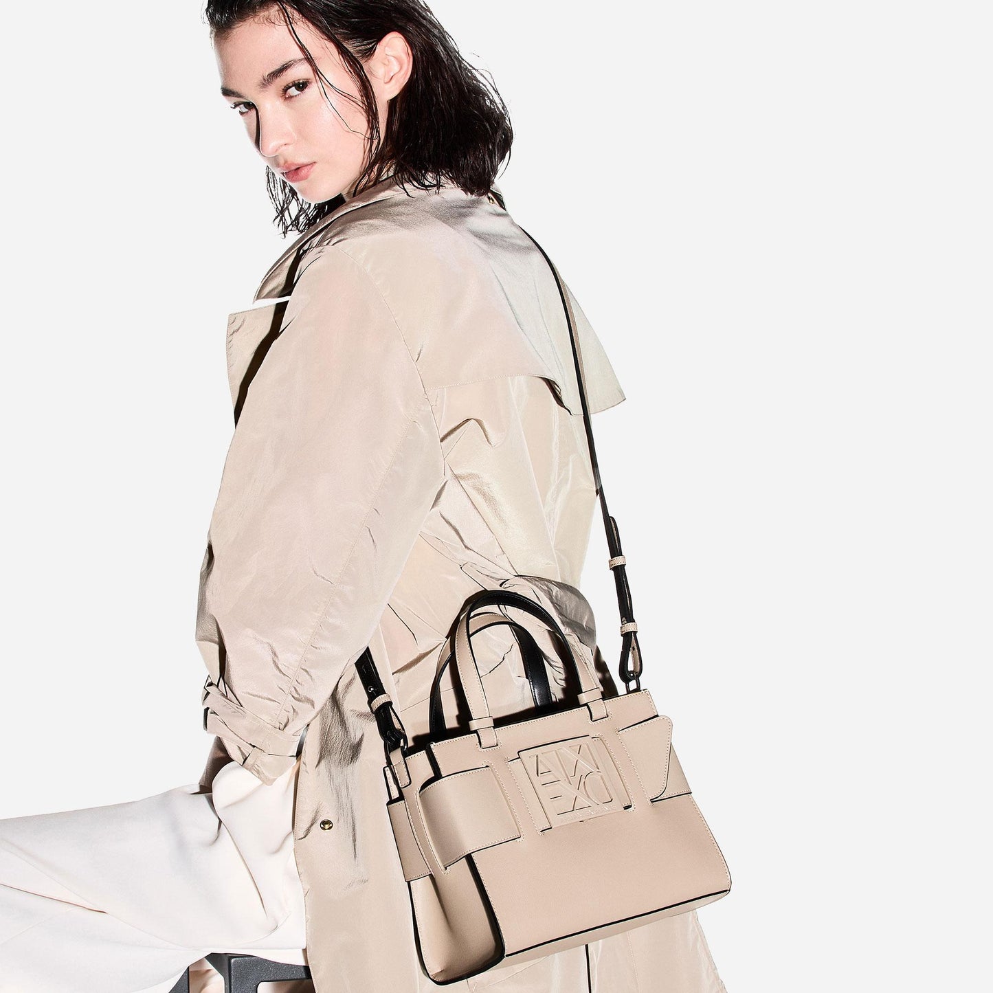 ARMANI EXCHANGE Shopping Bag SAND 