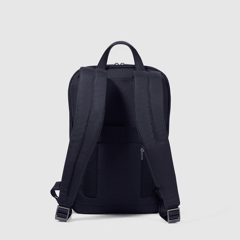 PIQUADRO Zaino sottile porta pc e porta iPad Blu 