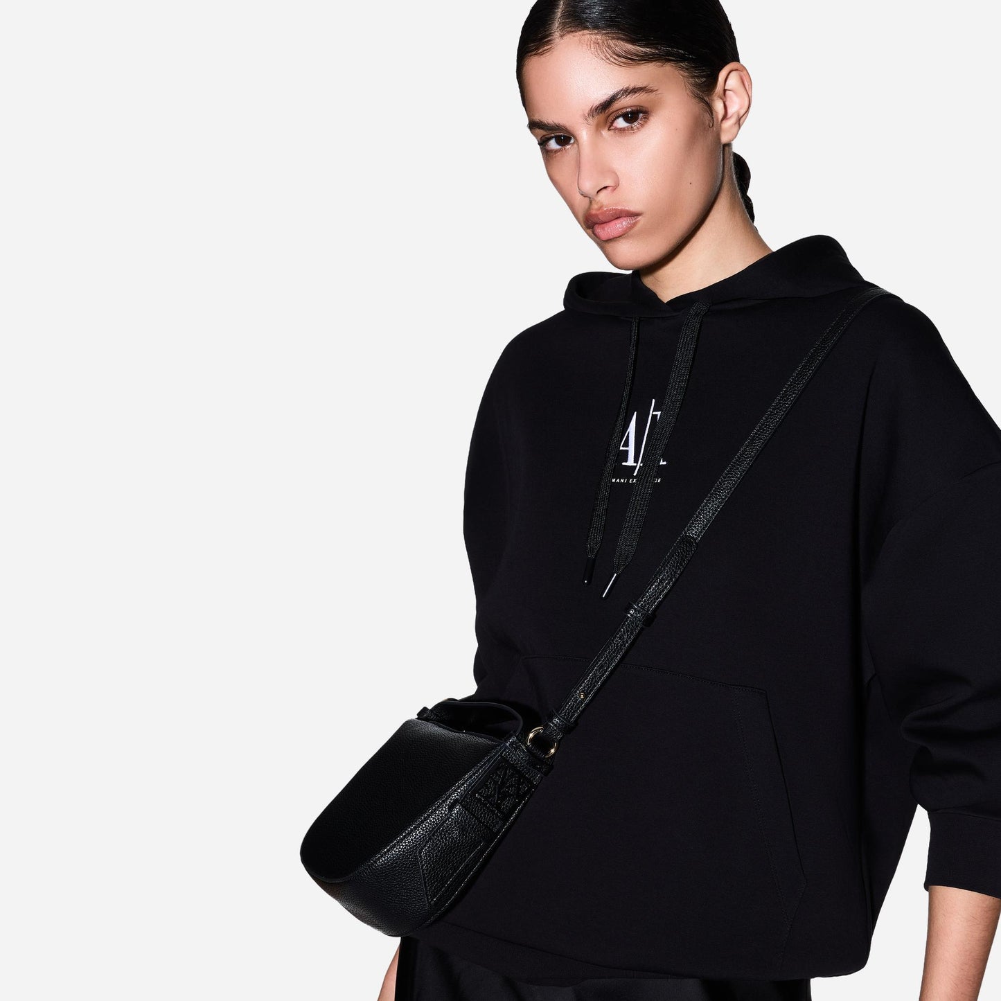 ARMANI EXCHANGE Borsa media a spalla BLACK 