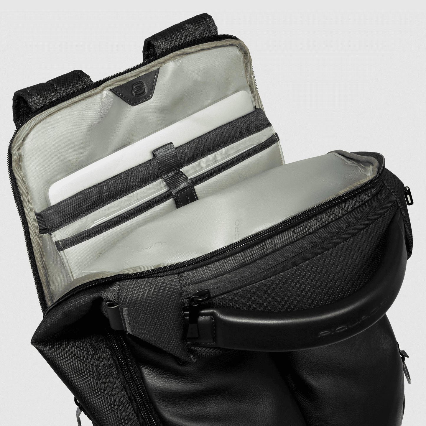 PIQUADRO Zaino porta PC 15,6'' Nero 