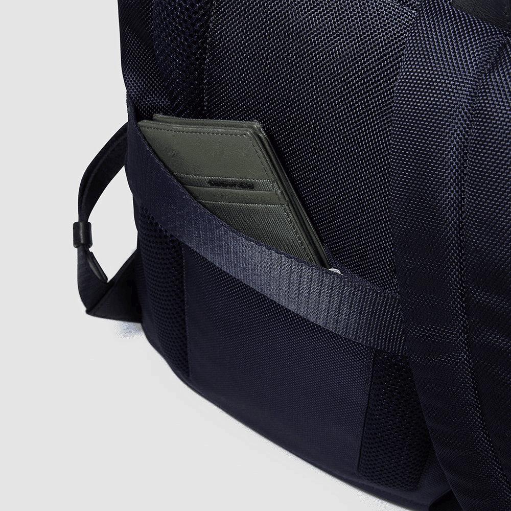PIQUADRO Zaino sottile porta pc e porta iPad Blu 