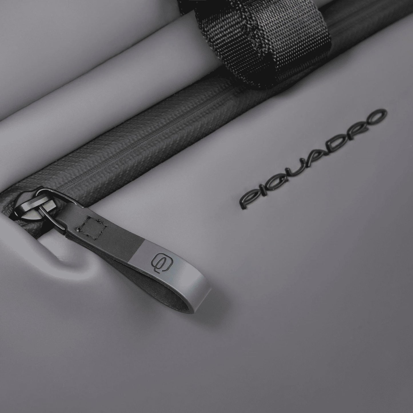 PIQUADRO Zaino roll-top per PC e iPad® Grigio 