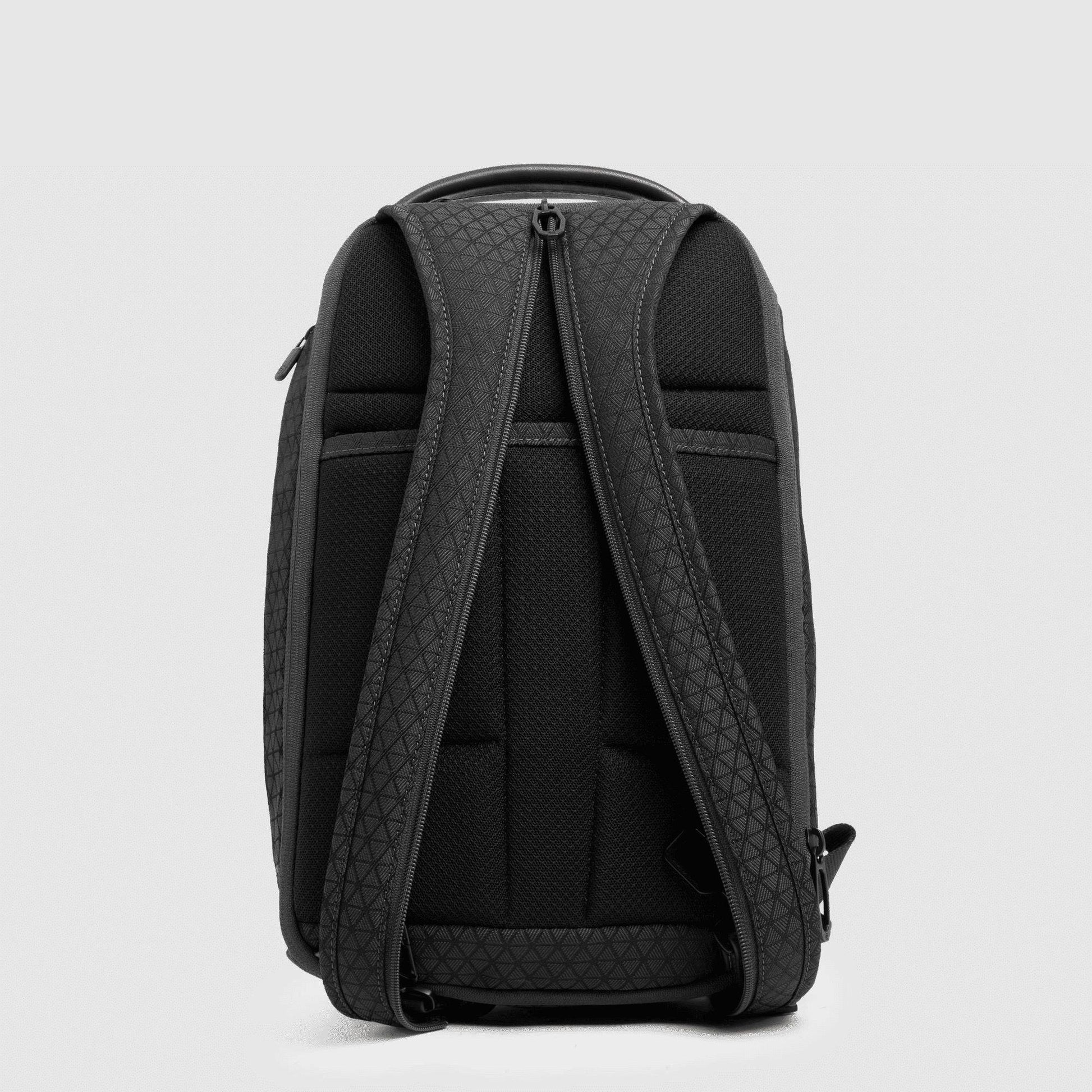 PIQUADRO Zaino monospalla uomo porta iPad® in tessuto Nero 