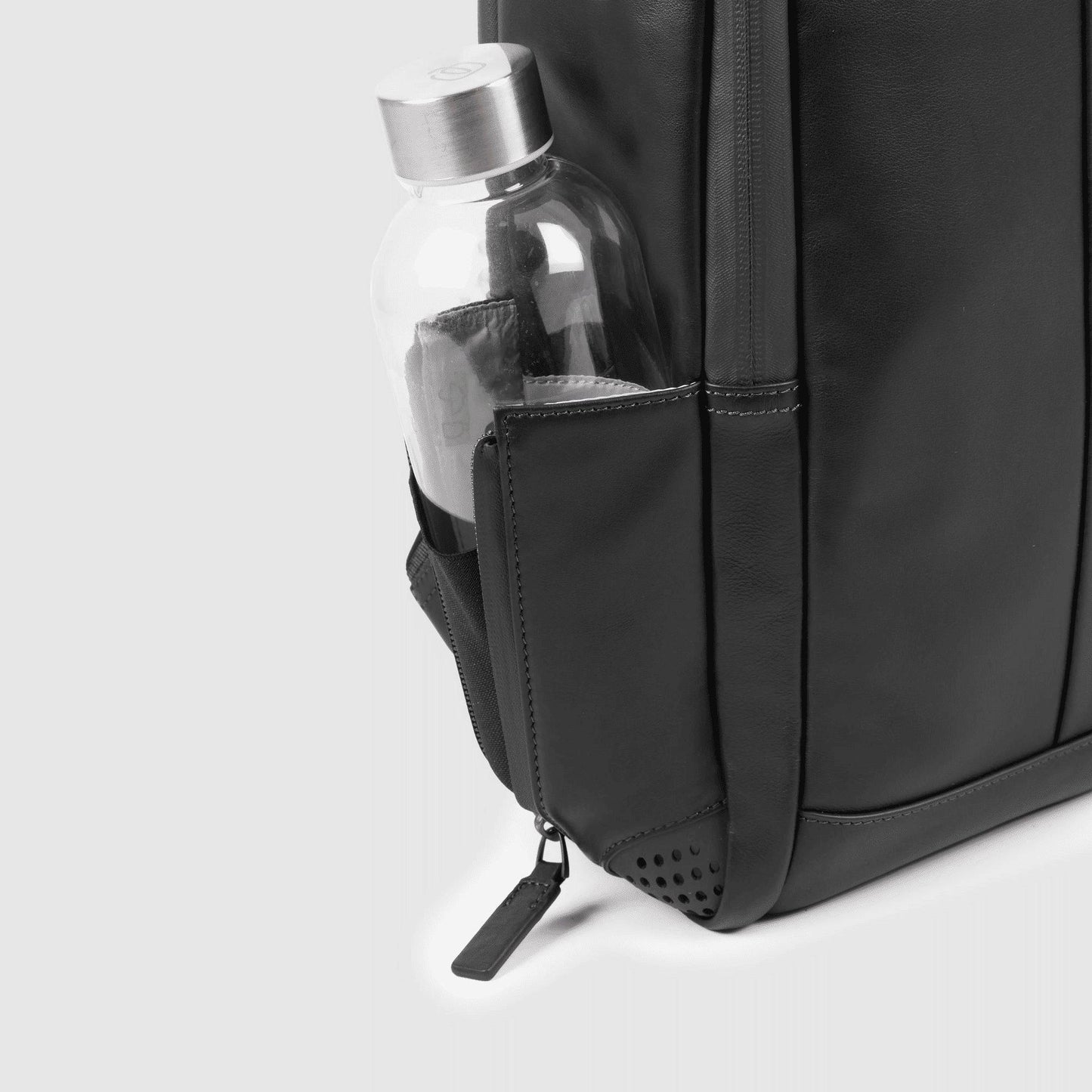 PIQUADRO Zaino uomo porta PC e porta iPad® in pelle Nero 