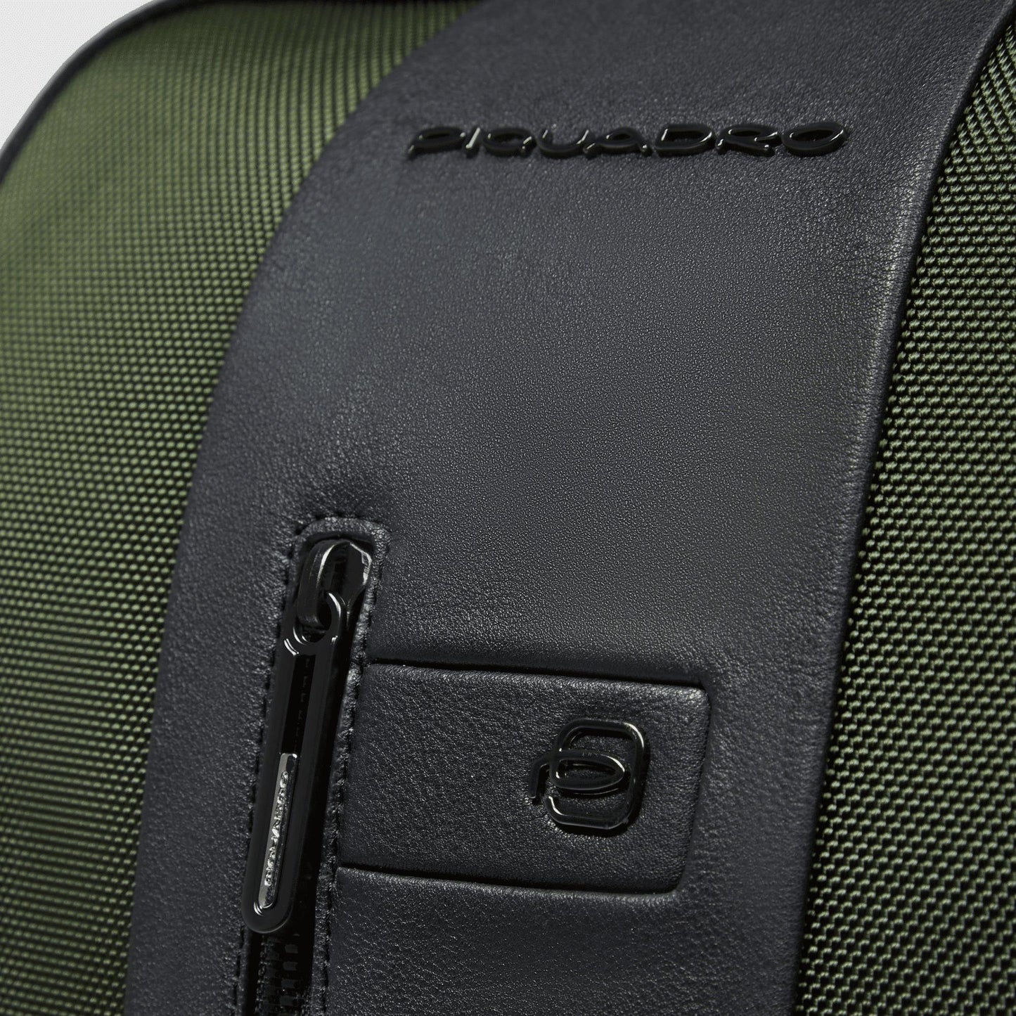 PIQUADRO Zaino uomo porta PC e porta iPad® in pelle verde2 