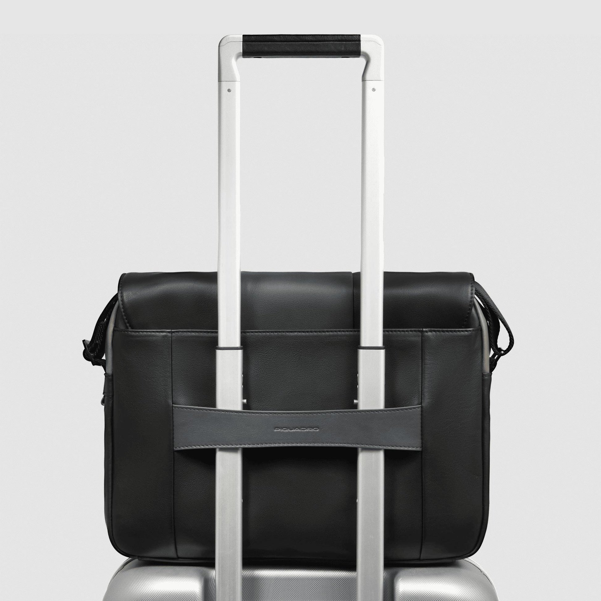 PIQUADRO Borsa messenger uomo in pelle porta pc Nero/grigio 