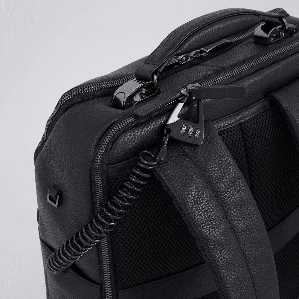 PIQUADRO Zaino uomo porta PC e porta iPad® in pelle Nero 