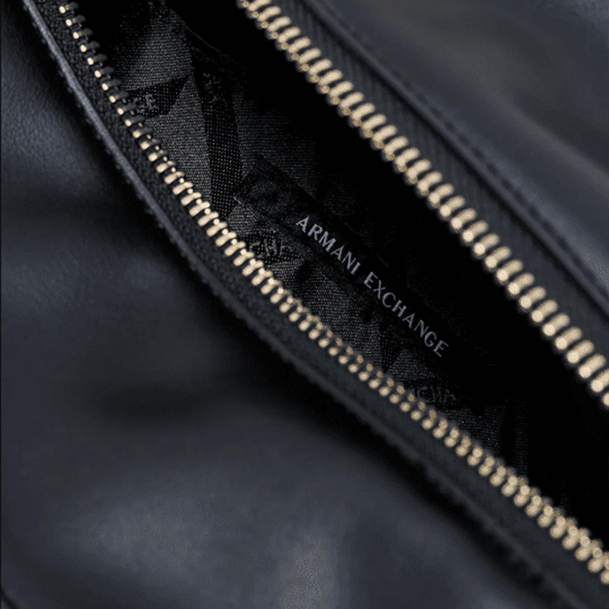 ARMANI EXCHANGE Borsa a spalla ecopelle BLACK 