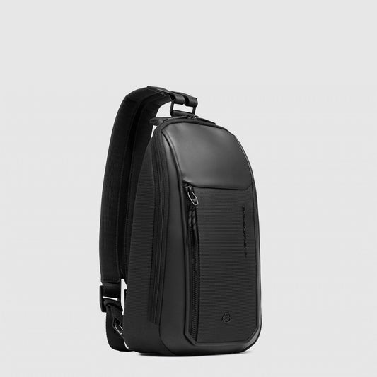 PIQUADRO Monospalla in pelle e tessuto<BR/> Nero 