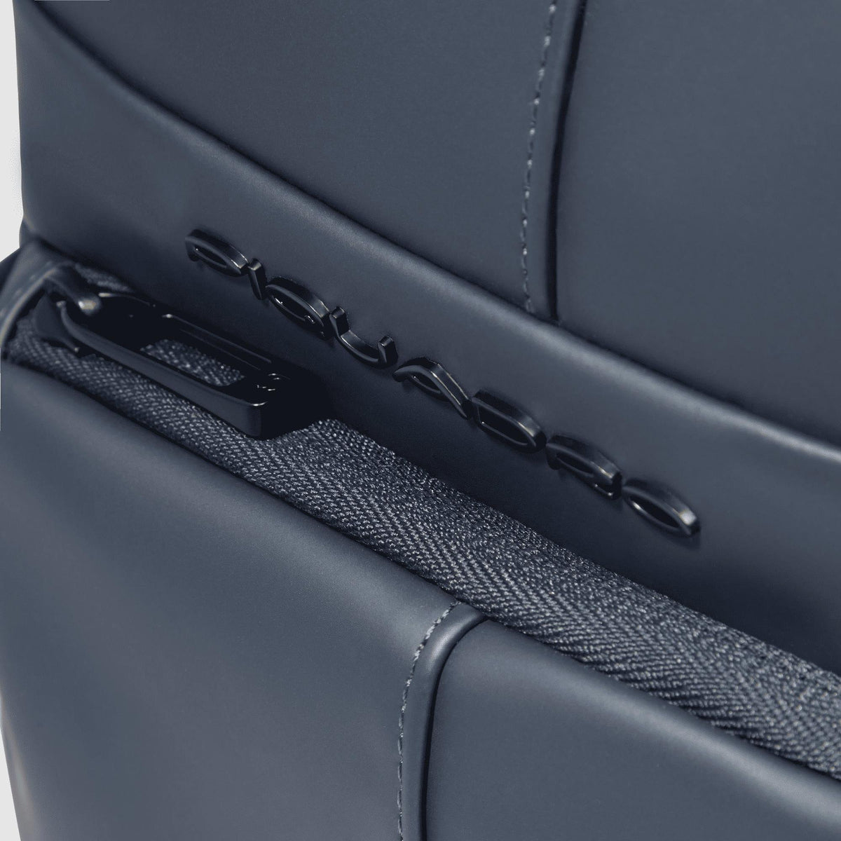 PIQUADRO Borsello organizzato con scomparto porta iPad®mini Blu 