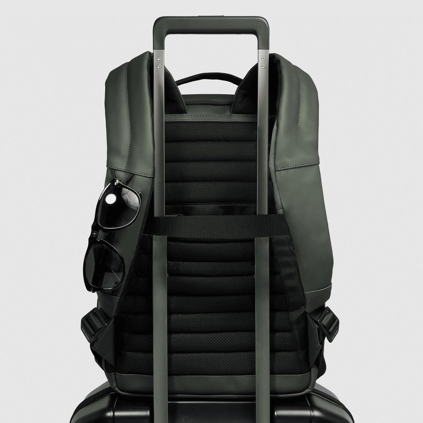 PIQUADRO Zaino per computer e iPad® VERDE SCURO 