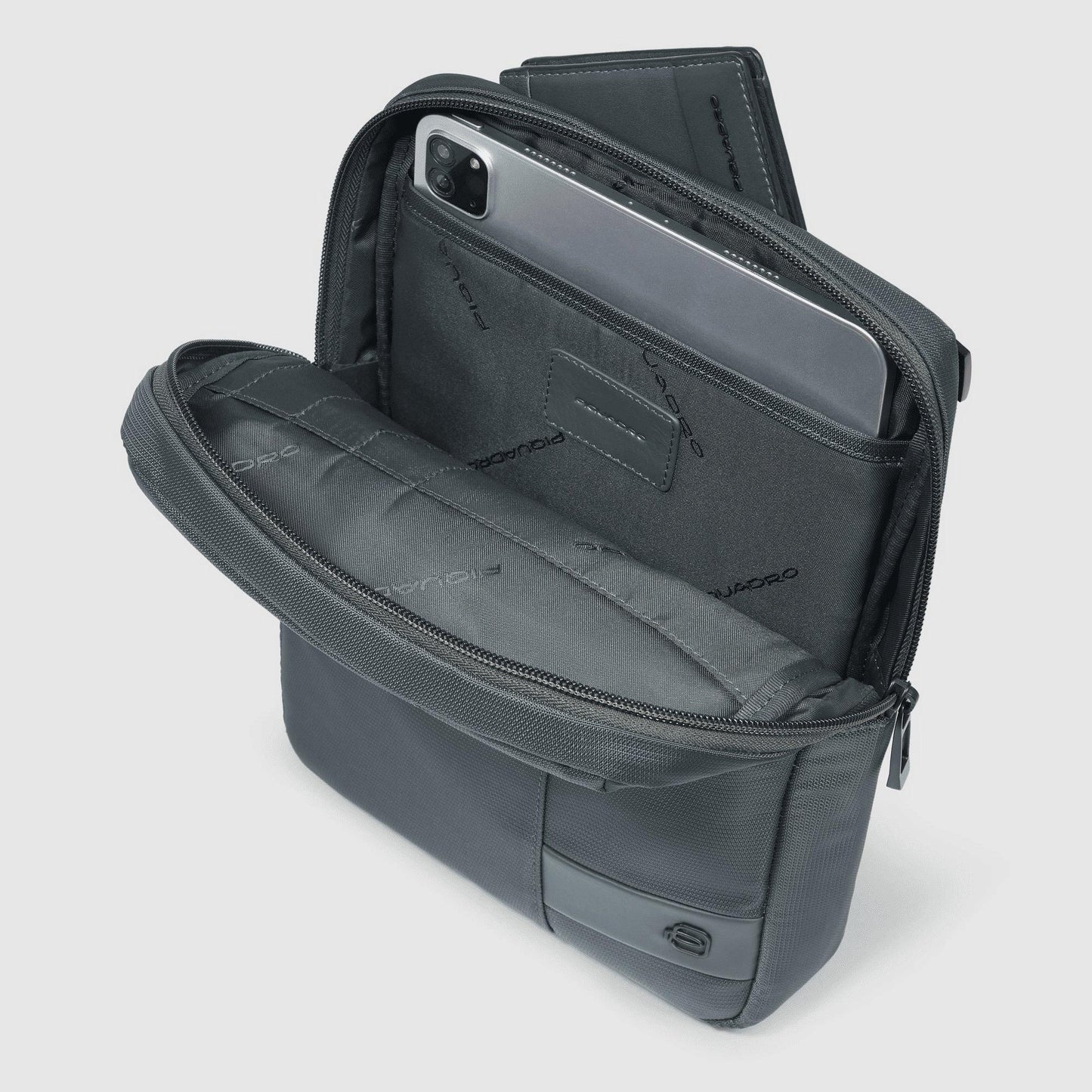 PIQUADRO Borsello uomo porta iPad® verde2 