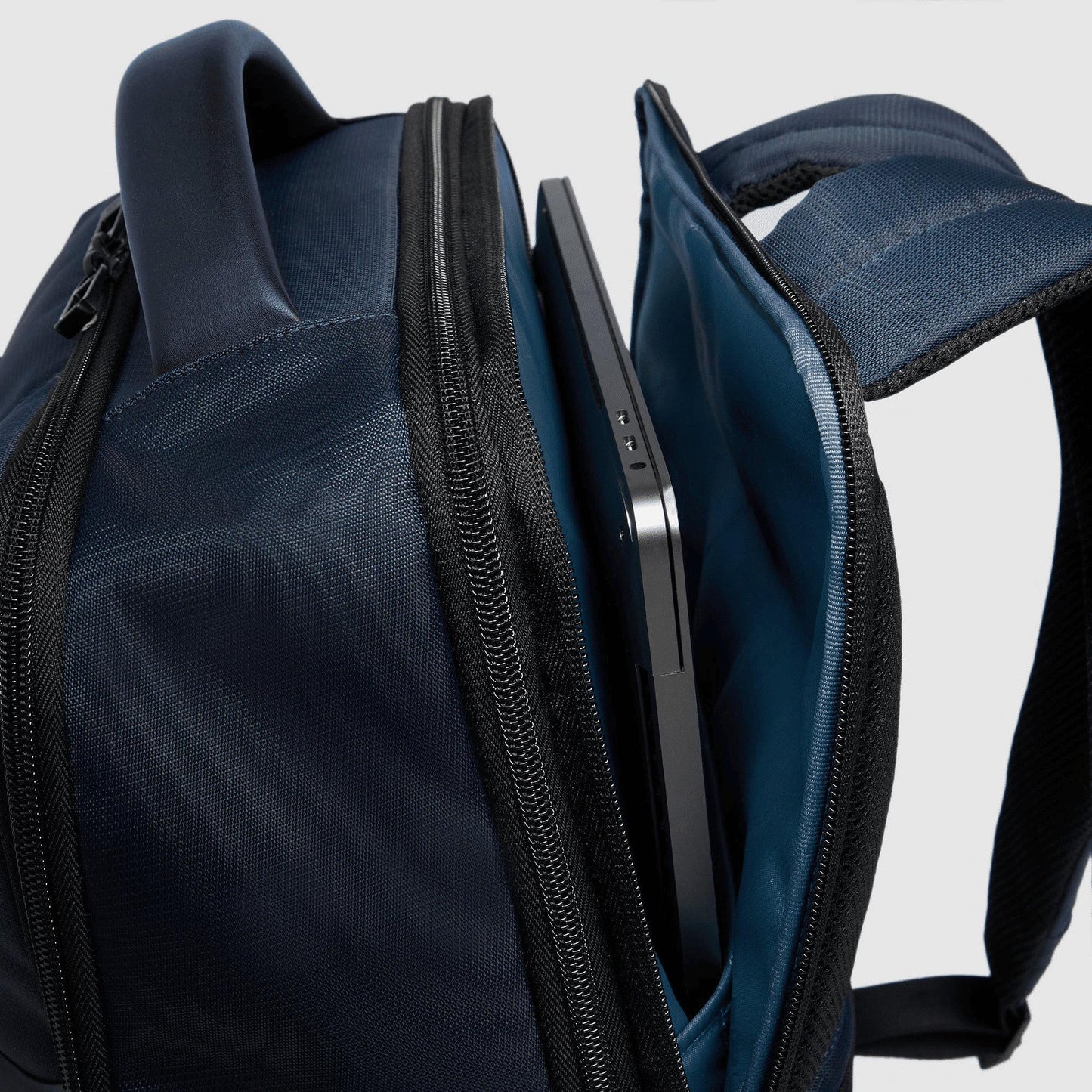 PIQUADRO Zaino da viaggio porta pc e iPad® Blu 