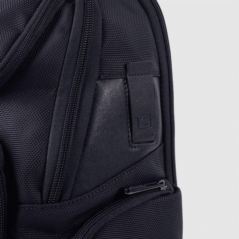 PIQUADRO Zaino iconico all-tech in pelle e tessuto Blu 