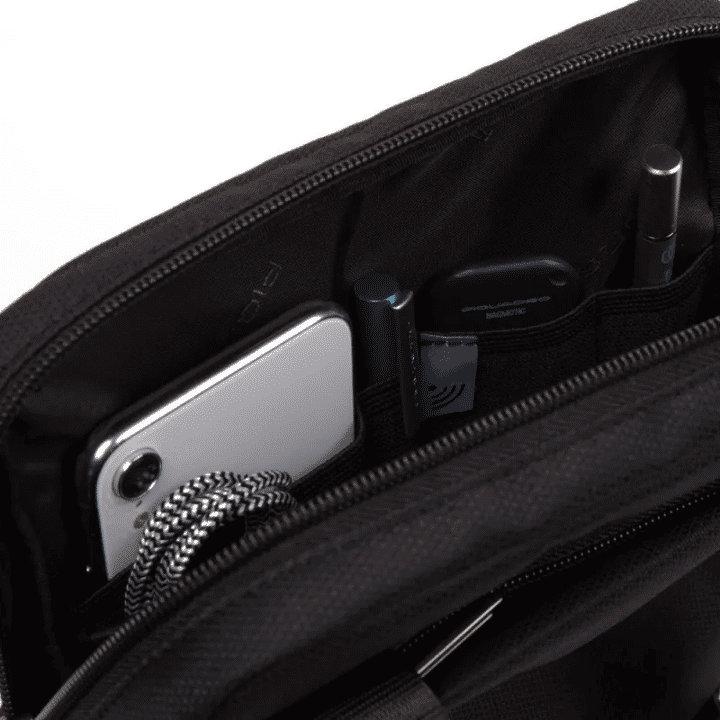 PIQUADRO Borsello uomo porta iPad® in pelle Nero 