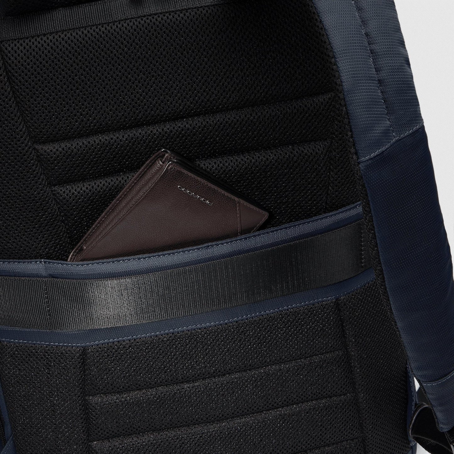 PIQUADRO Zaino da viaggio porta pc e iPad® Blu 