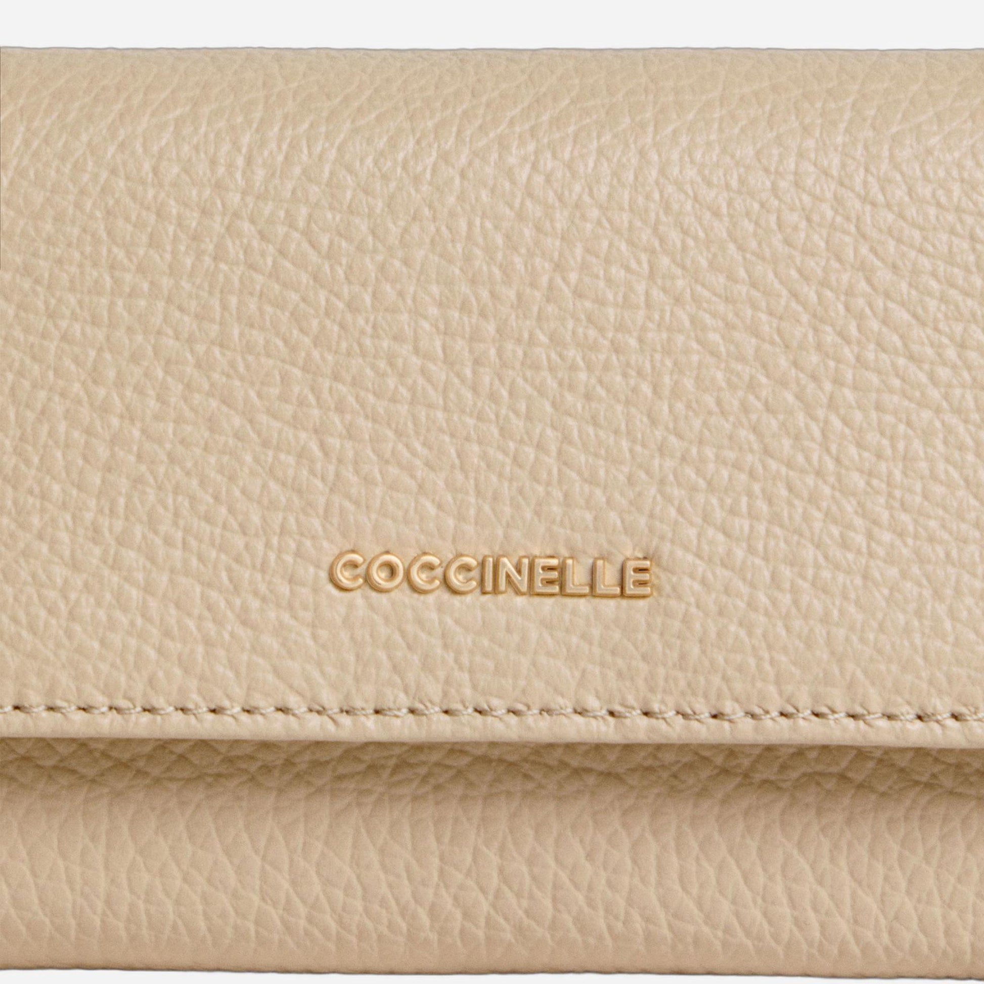 coccinelle Metallic Medium SANDSHELL 