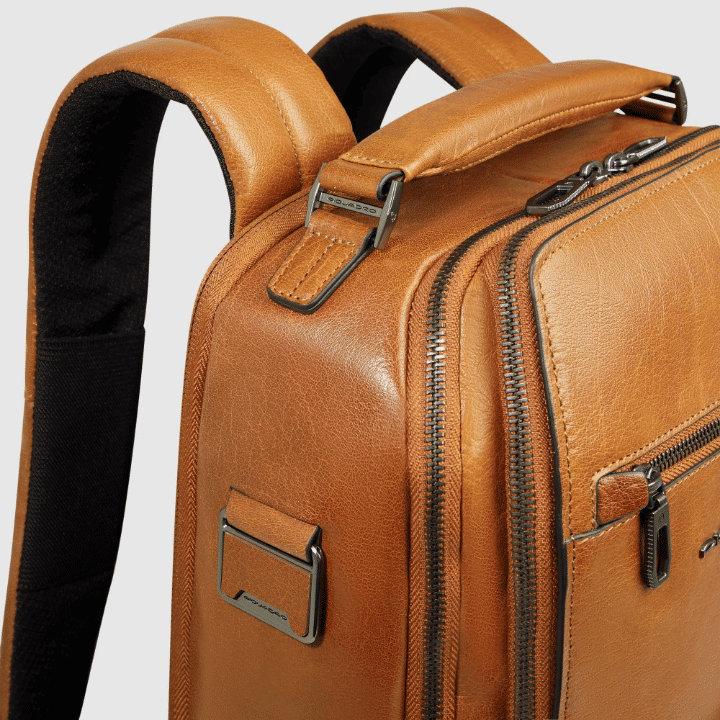 PIQUADRO Zaino porta PC 14'' in pelle Beige 