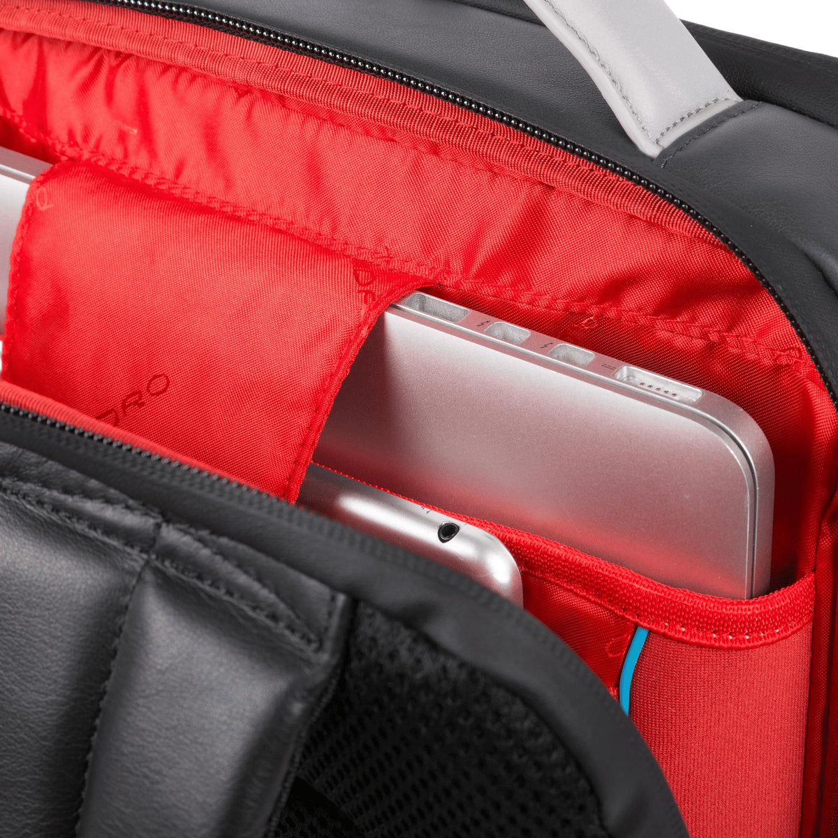 PIQUADRO Zaino uomo porta PC e porta iPad® in pelle Nero/grigio 