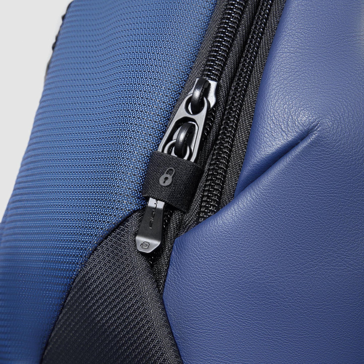PIQUADRO Zaino porta PC 15,6' Blu 